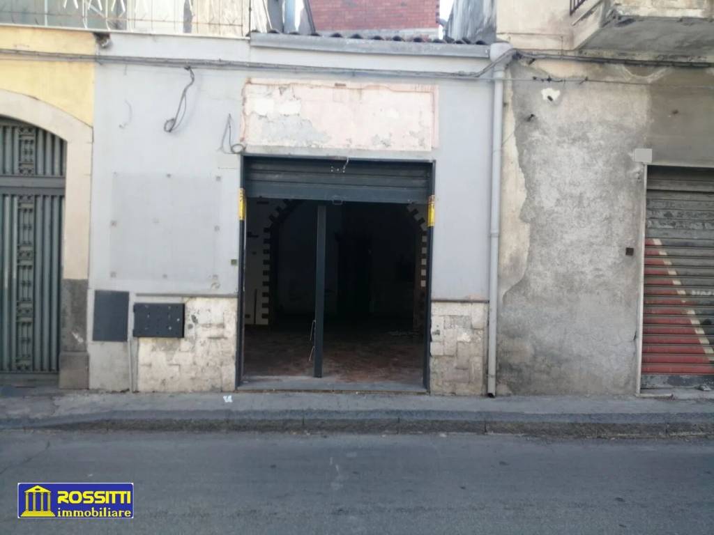 negozio in vendita a Paternò