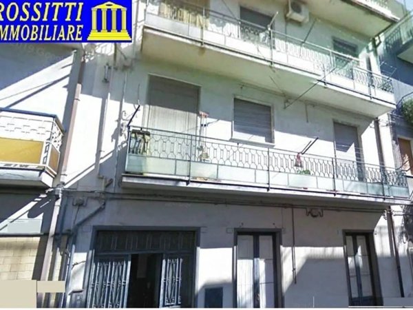 casa indipendente in vendita a Paternò