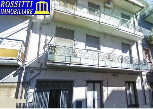 casa indipendente in vendita a Paternò