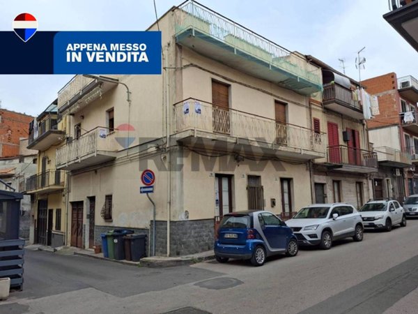 casa indipendente in vendita a Paternò in zona Centro Storico