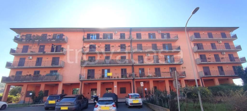 appartamento in vendita a Paternò in zona Centro Storico