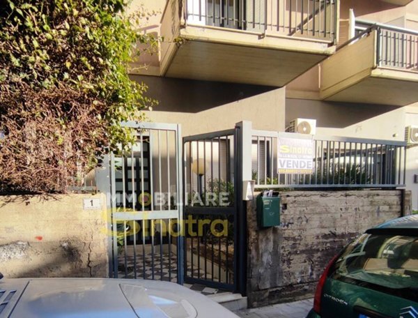 appartamento in vendita a Paternò in zona Centro Storico