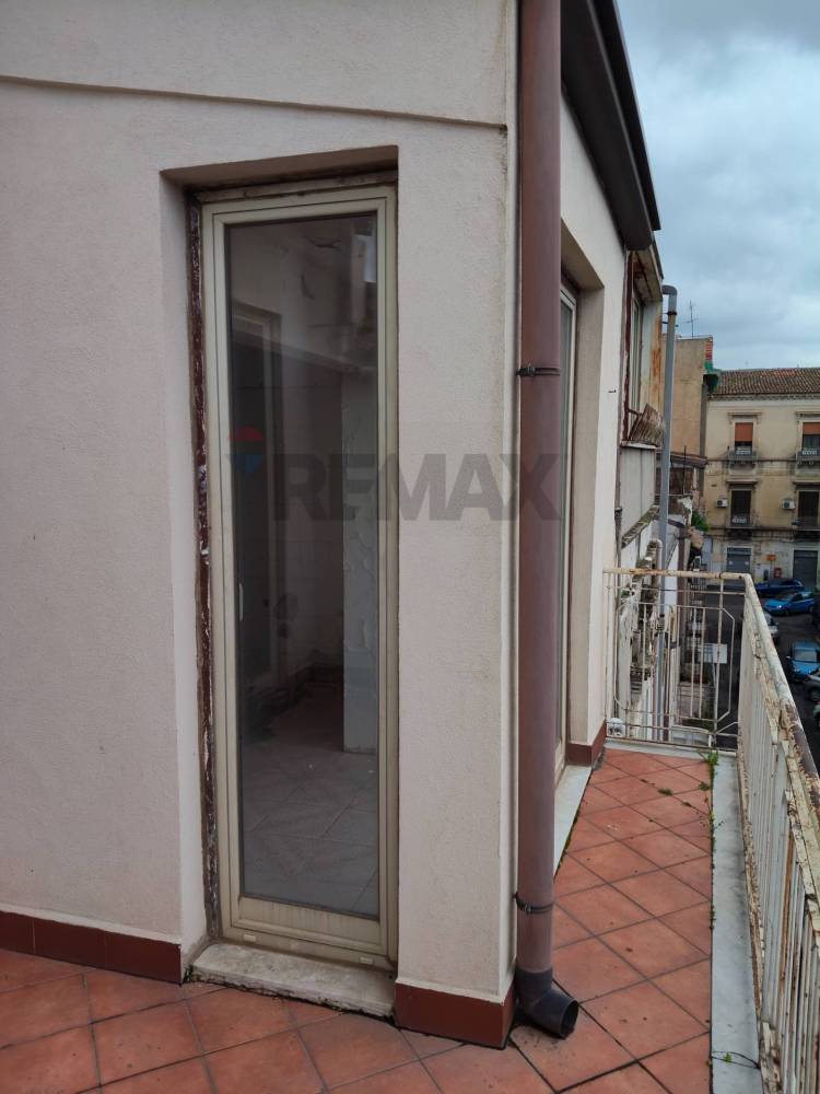 appartamento in vendita a Paternò in zona Centro Storico