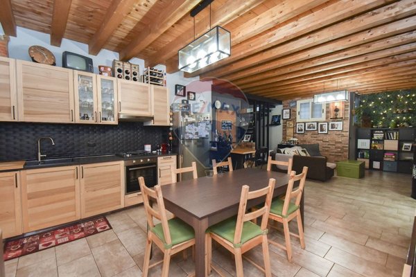 casa indipendente in vendita a Paternò in zona Centro Storico
