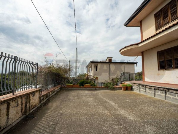 casa indipendente in vendita a Paternò