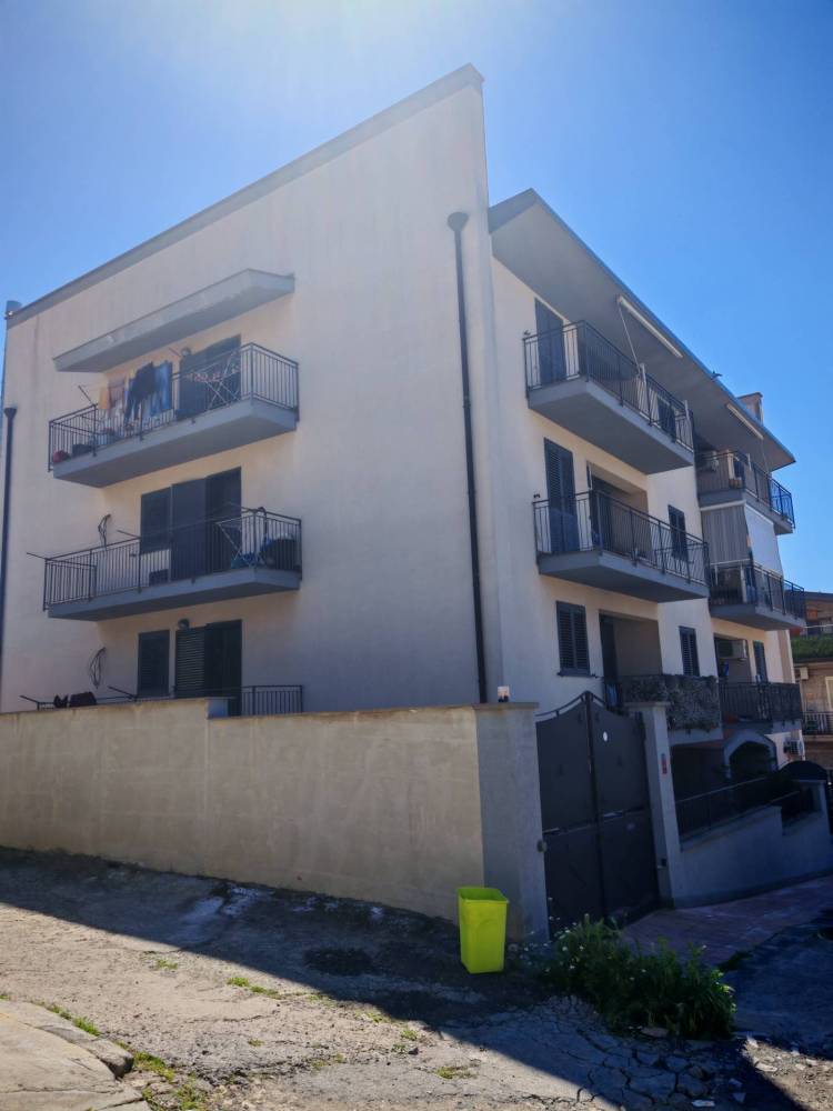 appartamento in vendita a Paternò