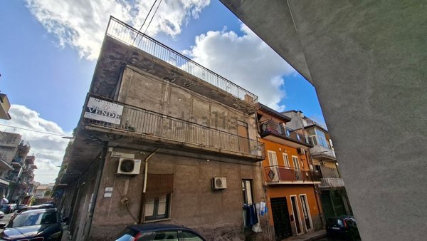 casa indipendente in vendita a Paternò