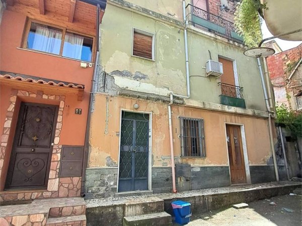 casa indipendente in vendita a Paternò
