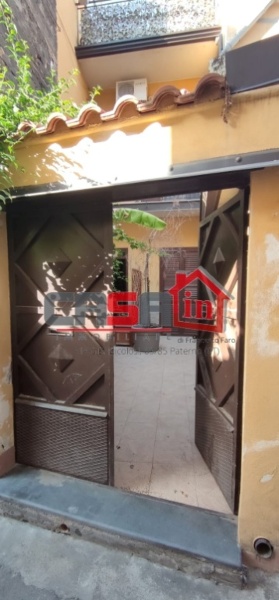 casa indipendente in vendita a Paternò in zona Centro Storico