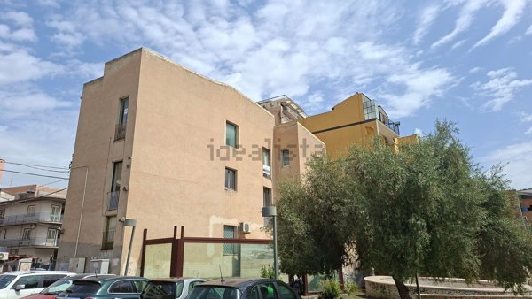 appartamento in vendita a Paternò in zona Centro Storico