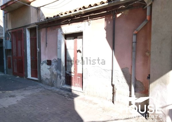 casa indipendente in vendita a Paternò in zona Centro Storico