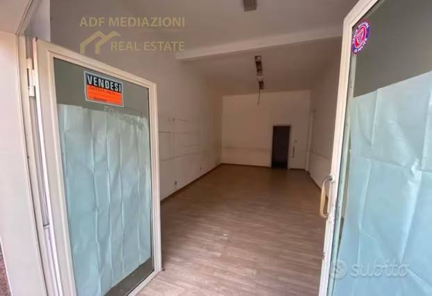negozio in vendita a Paternò