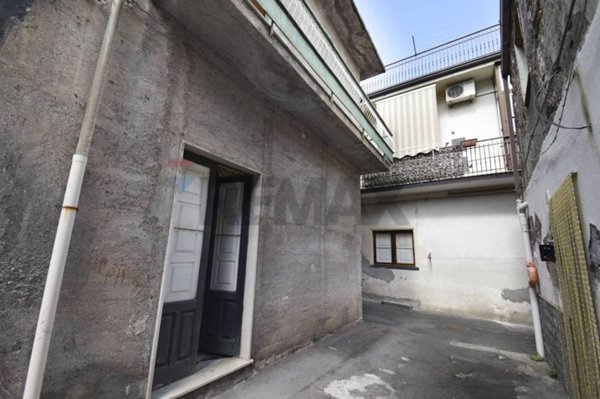 casa indipendente in vendita a Paternò in zona Centro Storico