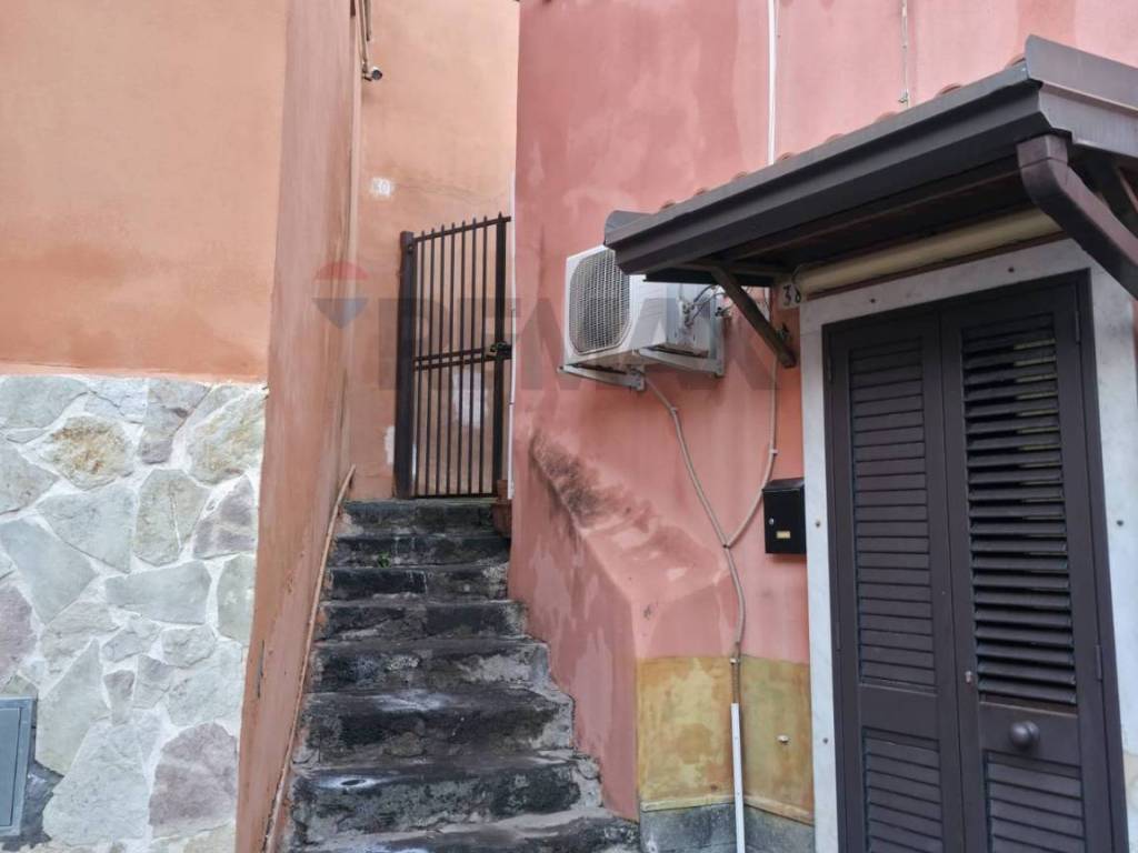 appartamento in vendita a Paternò in zona Centro Storico