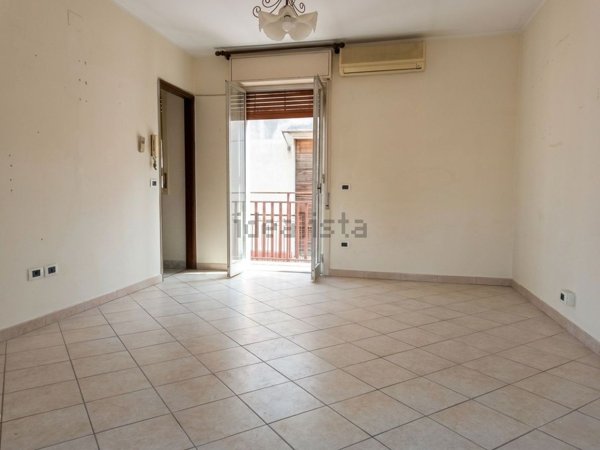 appartamento in vendita a Paternò in zona Centro Storico