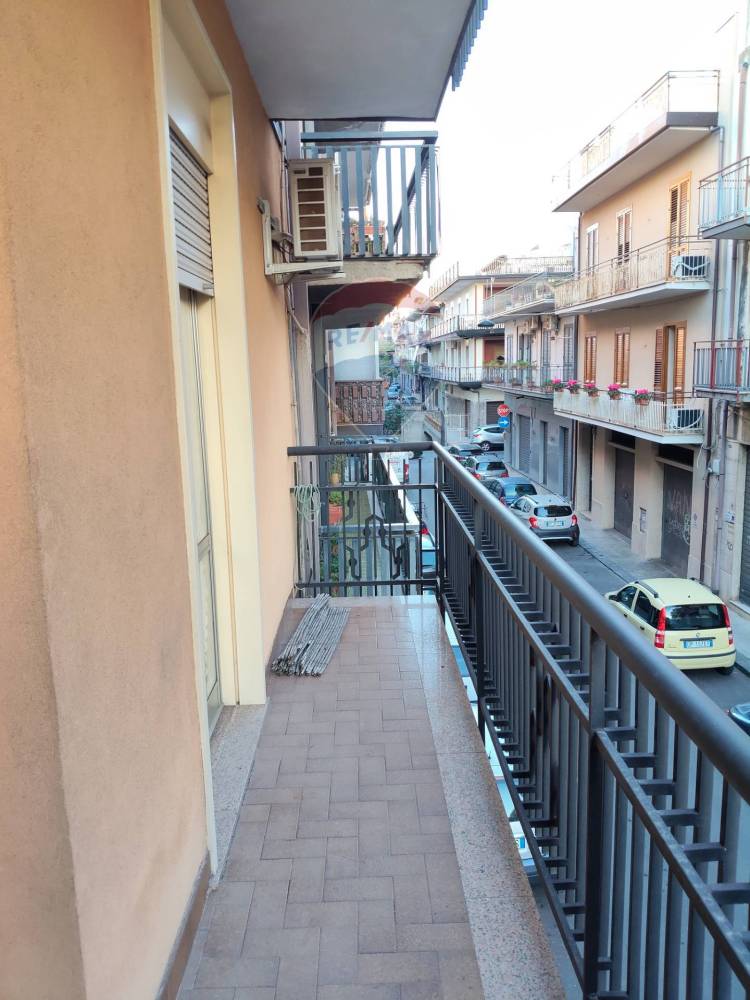 casa indipendente in vendita a Paternò in zona Centro Storico