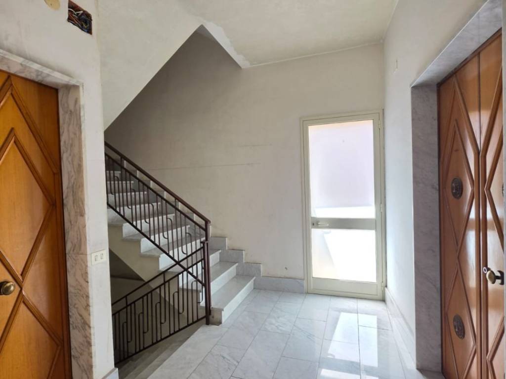 intera palazzina in vendita a Paternò