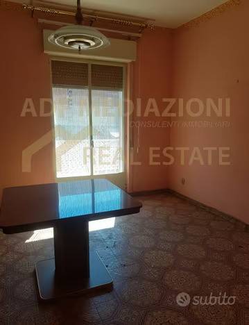 appartamento in vendita a Paternò in zona Centro Storico