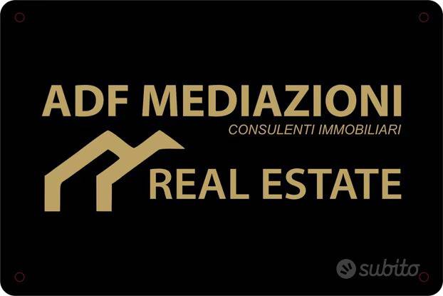 ufficio in vendita a Paternò in zona Centro Storico