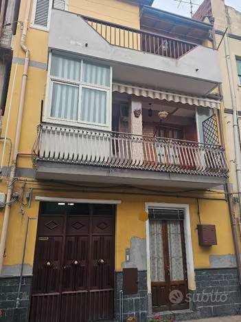 appartamento in vendita a Paternò in zona Centro Storico