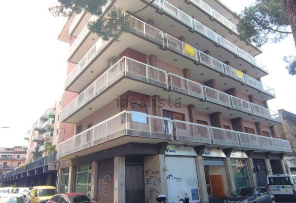 appartamento in vendita a Paternò in zona Centro Storico