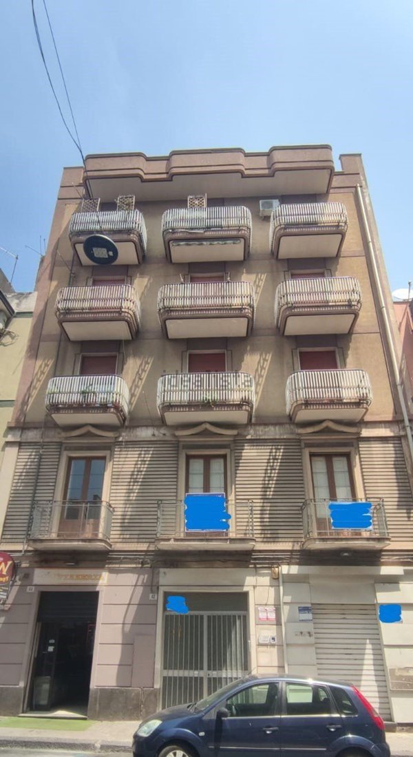 appartamento in vendita a Paternò in zona Centro Storico
