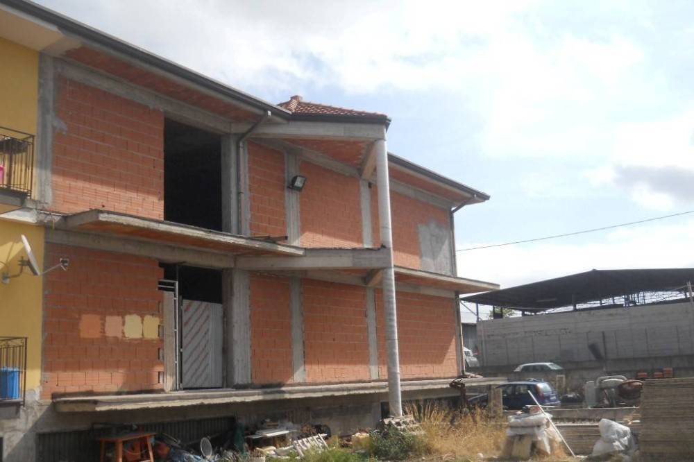 casa indipendente in vendita a Paternò in zona Sferro