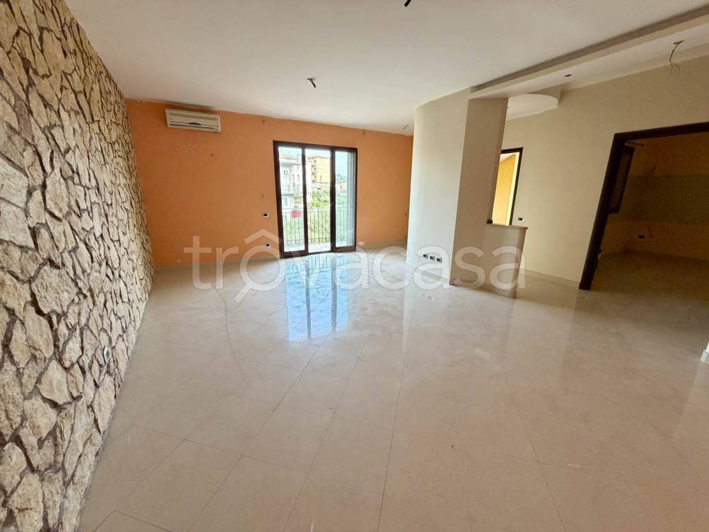 appartamento in vendita a Paternò
