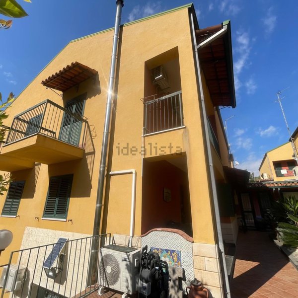 casa indipendente in vendita a Paternò