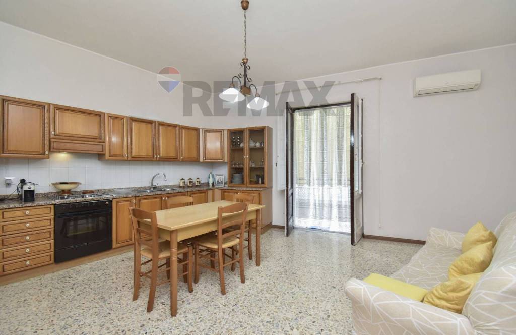 appartamento in vendita a Paternò