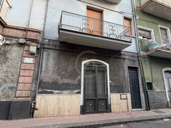 appartamento in vendita a Paternò in zona Centro Storico