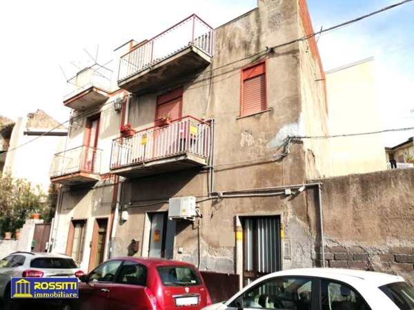 casa indipendente in vendita a Paternò in zona Centro Storico