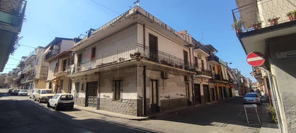 casa indipendente in vendita a Paternò
