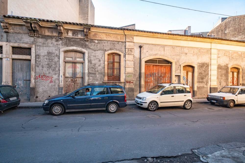 casa indipendente in vendita a Paternò in zona Centro Storico