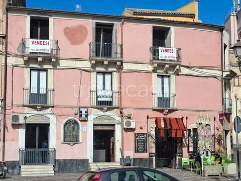 appartamento in vendita a Paternò in zona Centro Storico