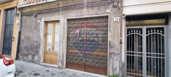 casa indipendente in vendita a Paternò in zona Centro Storico