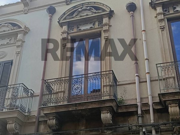 casa indipendente in vendita a Paternò in zona Centro Storico