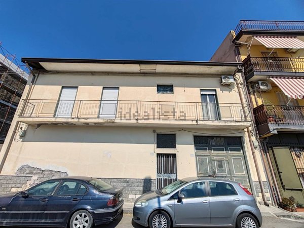 casa indipendente in vendita a Paternò