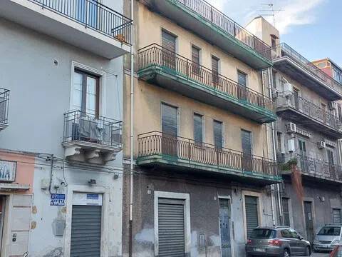 casa indipendente in vendita a Paternò in zona Centro Storico
