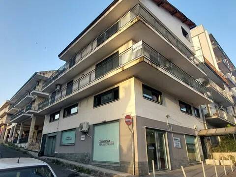 intera palazzina in vendita a Paternò