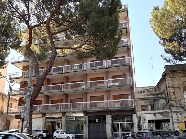 appartamento in vendita a Paternò in zona Centro Storico