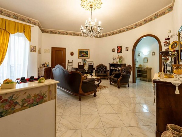 appartamento in vendita a Paternò