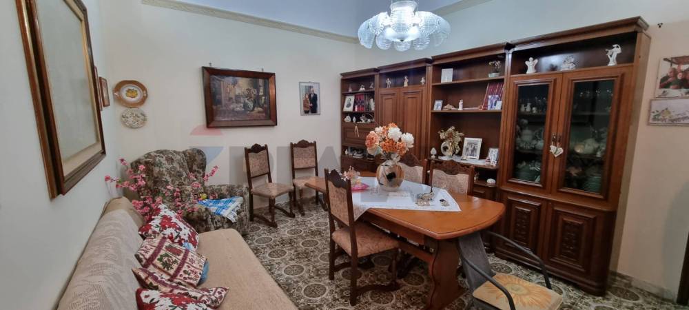 casa indipendente in vendita a Paternò