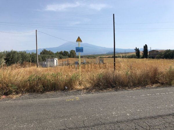 terreno agricolo in vendita a Paternò in zona Sferro