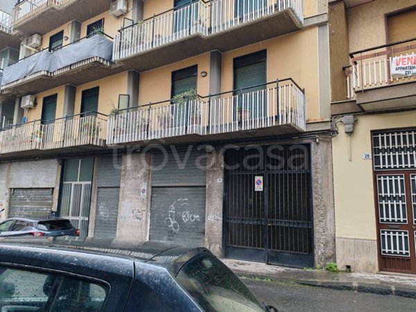 box auto in vendita a Paternò in zona Centro Storico