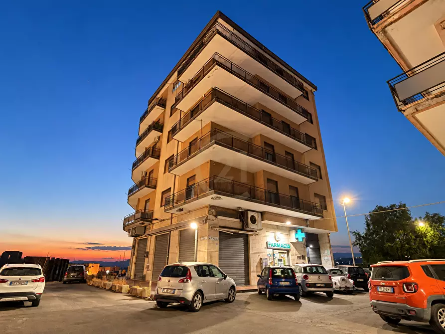 appartamento in vendita a Paternò in zona Centro Storico