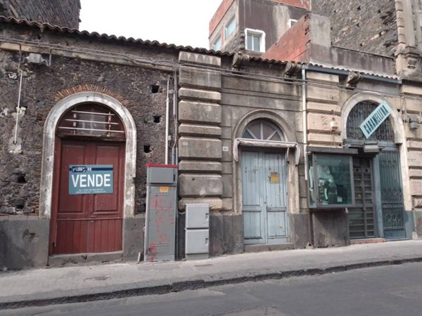casa indipendente in vendita a Paternò in zona Centro Storico