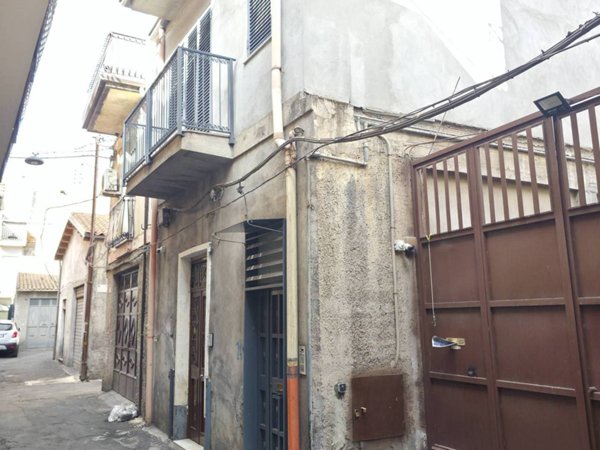 appartamento in vendita a Paternò in zona Centro Storico