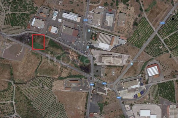 terreno in vendita a Paternò in zona Sferro