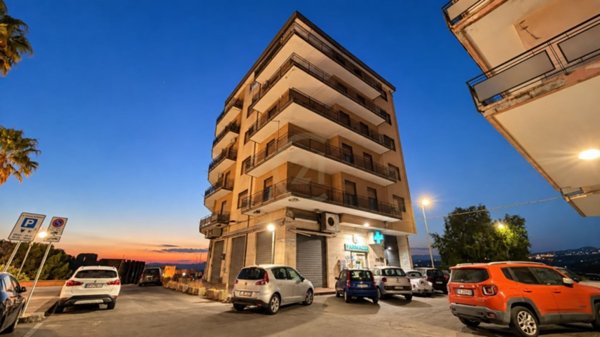 appartamento in vendita a Paternò in zona Centro Storico